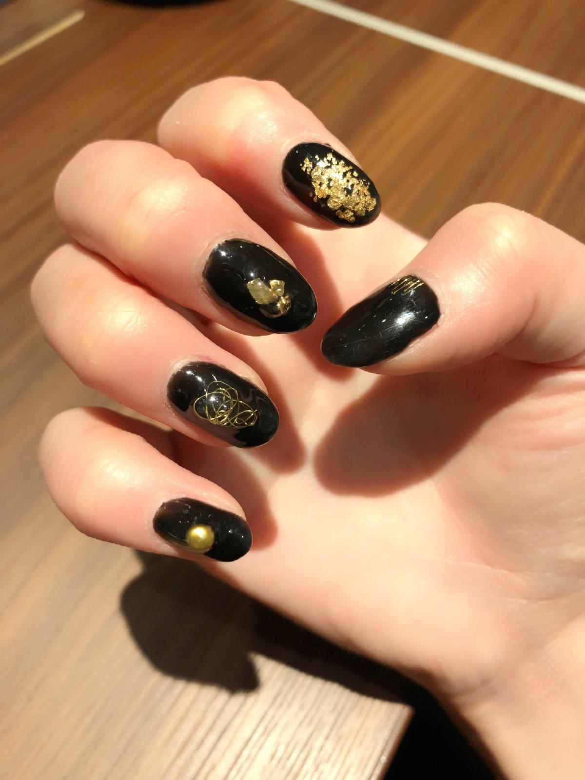 初心者さん向け はじめてのネイルチップ講座 簡単な付け方からトレンドデザインまで ココナラマガジン