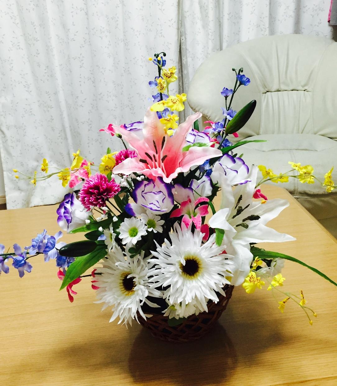 生花・造花のアレンジメント作ります プレゼント・御祝・お見舞・仏事用アレンジメントを作れます