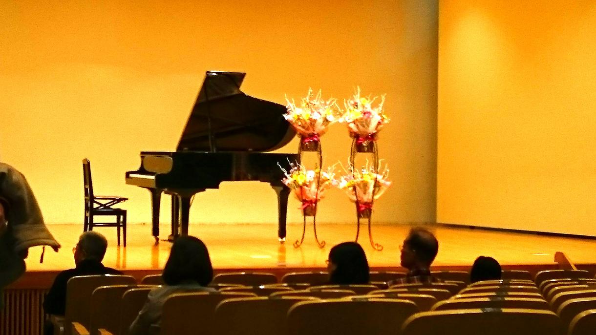あなたが耳コピ、または作曲したピアノ楽譜を演奏動画でお届けします