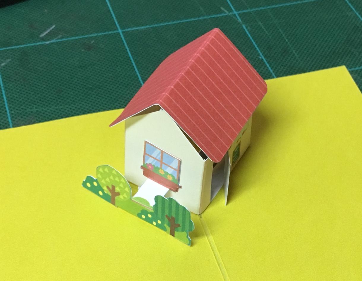 飛び出すカードの展開図を作成します オリジナルのPOPUPカードが作りたい方に。
