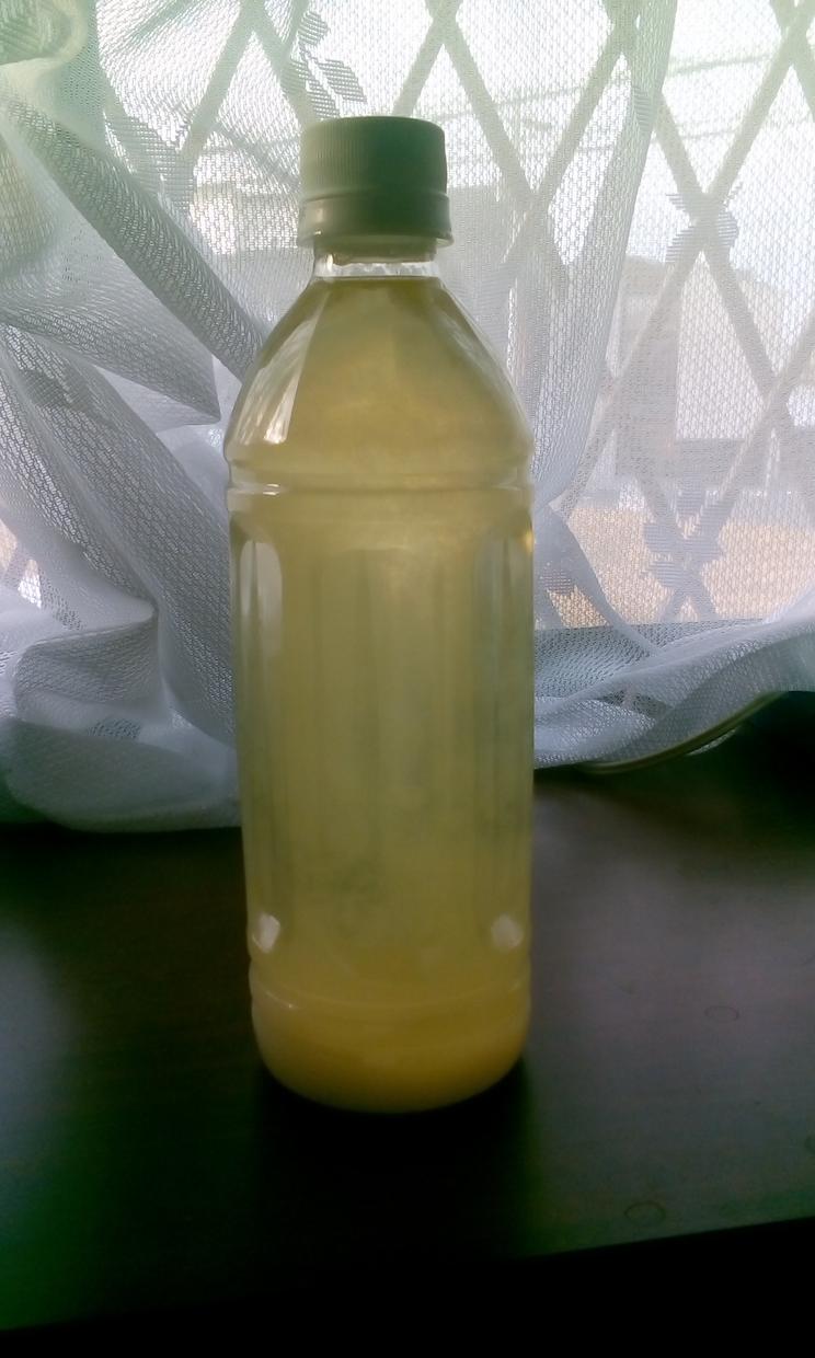 廃油から作った石鹸を液体にしてお届けします 環境に優しい廃油石鹸ですが、固形では使いづらいという方へ