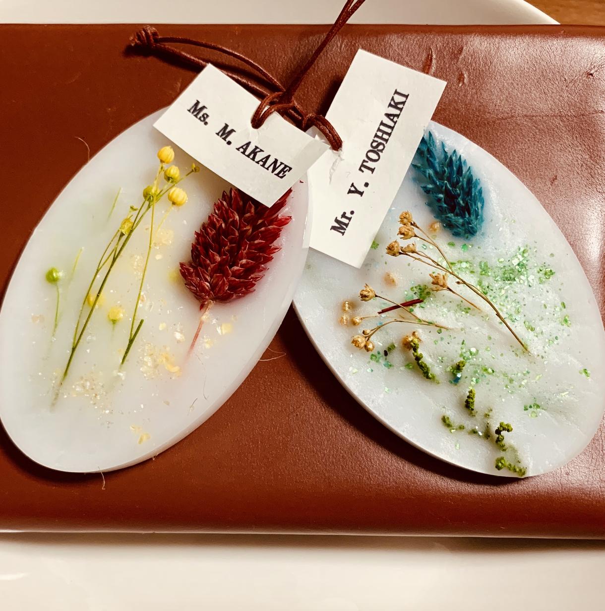 アロマワックスバーの結婚式席札を作ります ガーデンウエディングに♡アロマワックスバーの席札です。