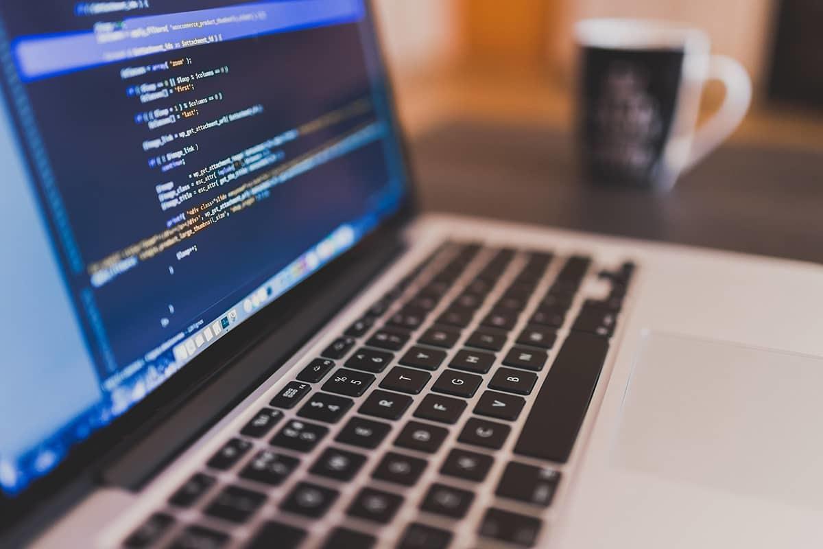 ウェブページのコーディング作業を承ります SEO対策を意識した HTML / CSS のコーディング