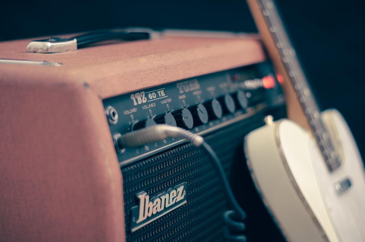 CDリリース多数!ギター/ベース録音演奏致します ベストなテイク、ベストなプレイをご提供致します。
