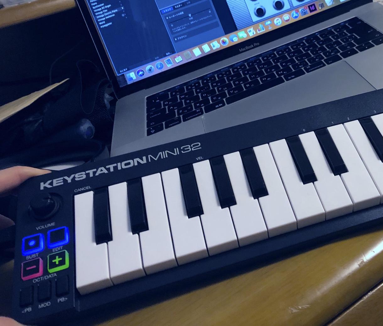 耳コピして採譜します 生まれつき絶対音感があるので音楽を採譜します★