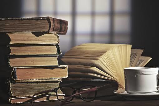あなたにぴったりな本見つけます こんな感じの本読んでみたいというイメージがあれば大丈夫!