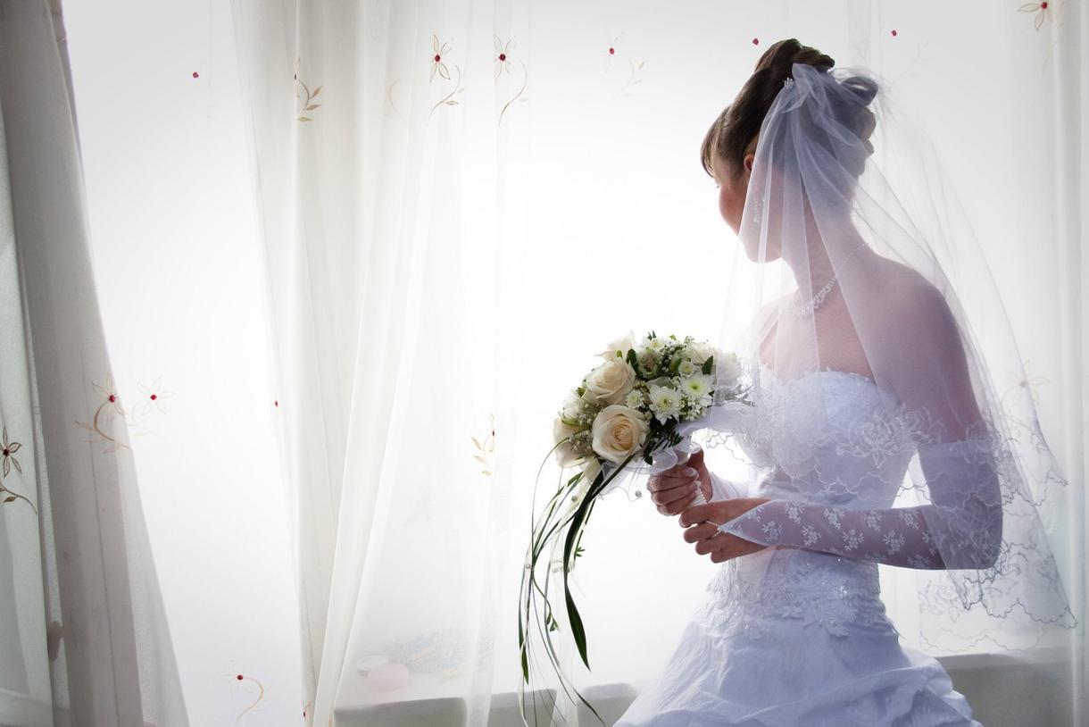 映画風パロディオープニングムービー作ります ご結婚式で使うオープニング風ムービーを作りたいあなたへ!