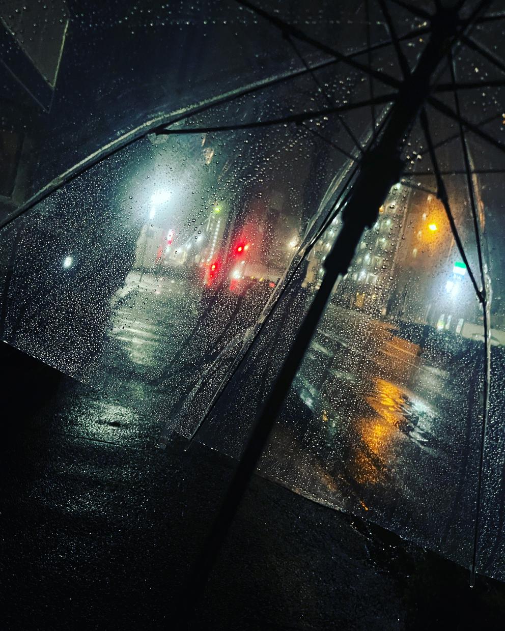 背景画像に良いエモい写真撮ります 主には風景写真が多いですが 雨の日の写真を撮ることが多いです 写真撮影 素材提供 ココナラ