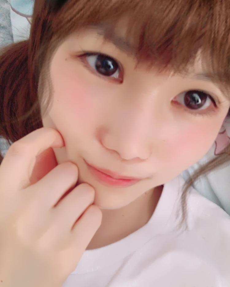 Photoshopで顔写真を美肌に加工します プロフ写真などにオススメです!!