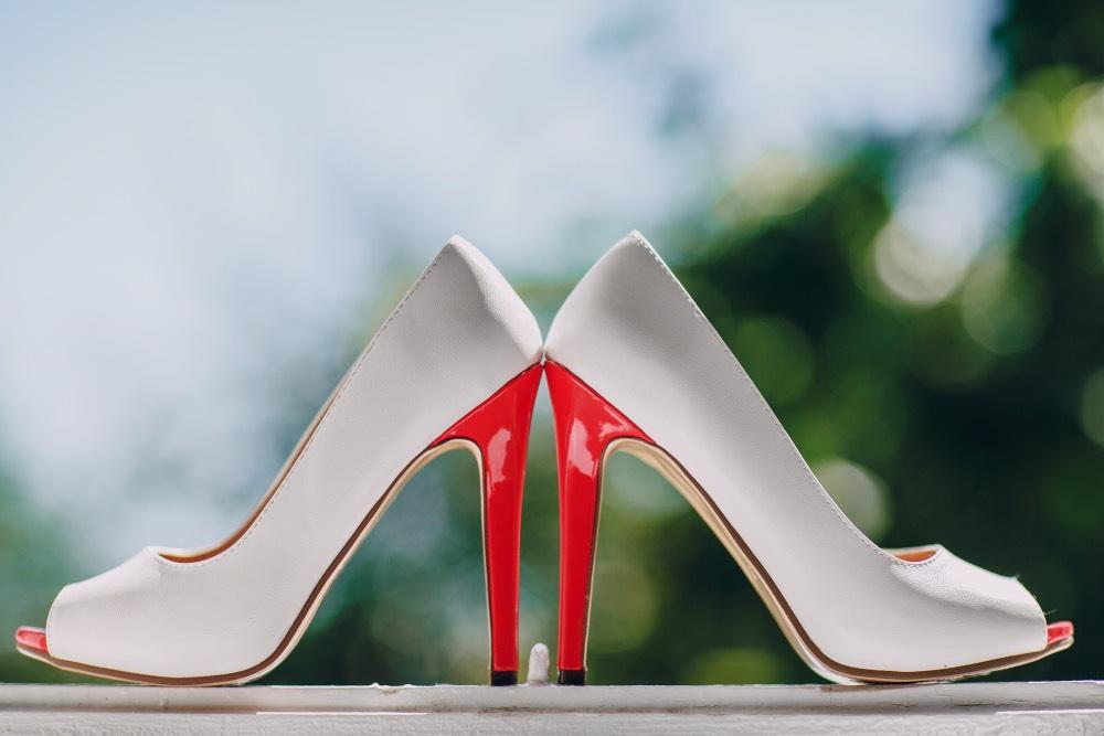 結婚式向けエンドロールムービーをプロが作ります ゲストに感謝を伝える特別な日を結ぶムービー