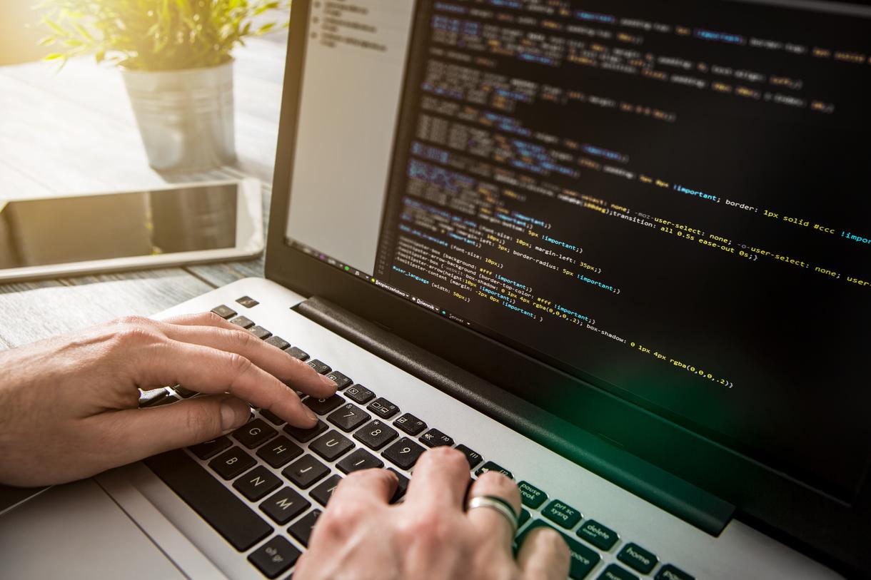 Webサイトのコーディングを致します 現役Webエンジニアがワンランク上のWebサイトを製作!