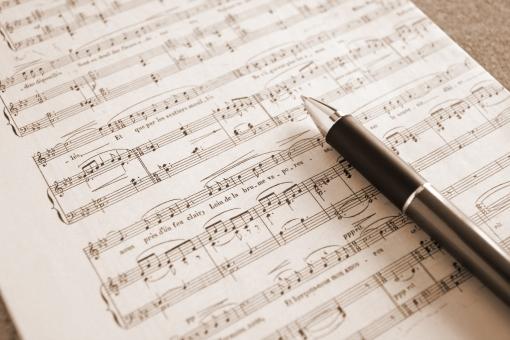 オリジナル楽曲作成、編曲、アレンジします あなたの要望通りに作曲、アレンジします。