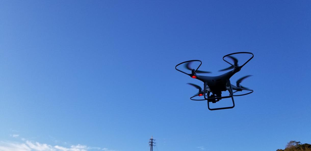 ドローンで空から空撮致します ドローンによる空撮で上空からの写真でホームページや各種点検