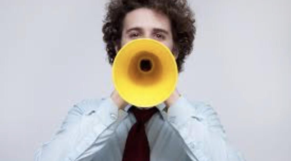 低音ボイスで好きな言葉録音します 男性の声フェチな方にオススメです!