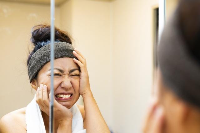 リフトアップ ほうれい線をうすくする方法教えます 薄い枕 ３ くらい を使うと 老け顔 になりません その他 美容 ファッション 健康 ココナラ