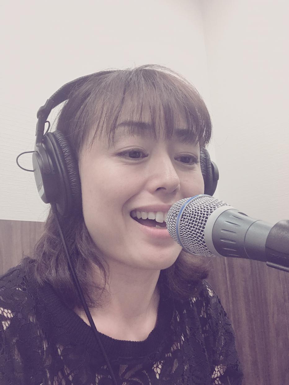 仮歌、歌います 仮歌を入れます。mixしてお渡しします。