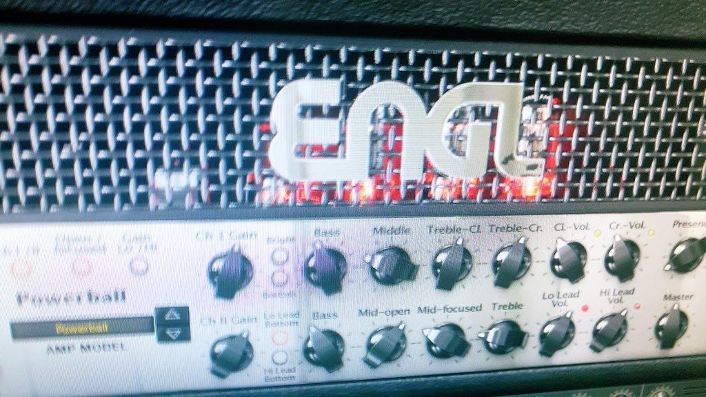 ミックス、マスタリング致します V系、Rock、歌ってみたを得意とし、流通音源も手掛けてます