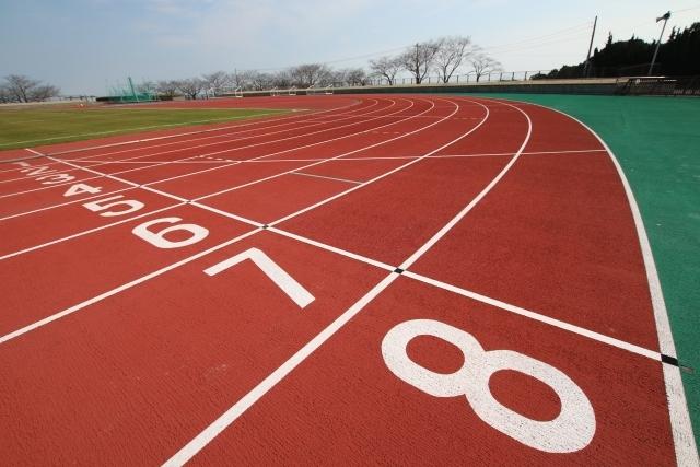 今よりも速く走れるようになるお手伝いをします 全国IH準決勝出場経験ありの元選手がチェックします!