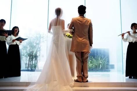 結婚式や同窓会に!超感動する動画制作承ります 低コストで高クオリティーを望むならお任せください。