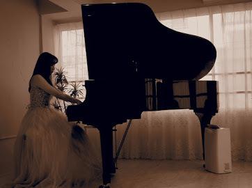ピアノ演奏のアドバイスします 現役ピアノ講師が、あなたの演奏をより良くするためのお手伝い!