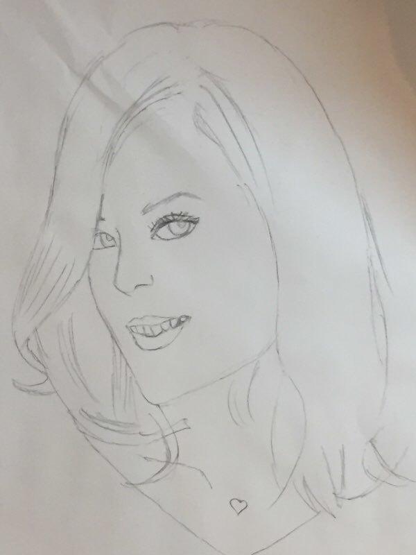 女性の似顔絵を描きます 顔の特徴をとらえてシンプルに可愛く表現できます。