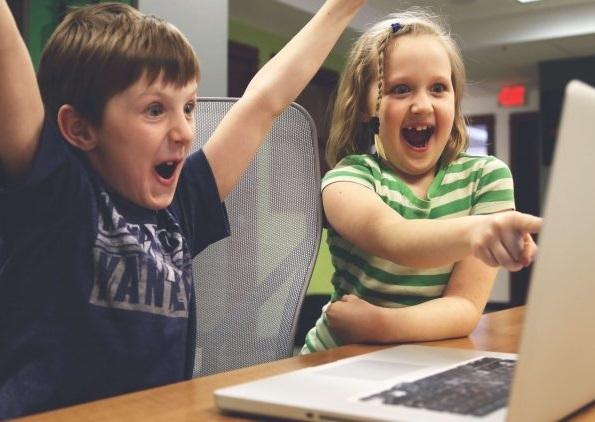 2ちゃんねるまとめサイトを制作、構築いたします 2chまとめサイト、Twitterまとめサイトを作成します。