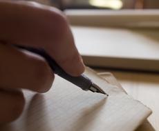 文章の校正 リライト 推敲 助言を行います 長年の文章制作業務の経験と校正士資格で 原稿を総チェック 資料 企画書の作成 添削 ココナラ