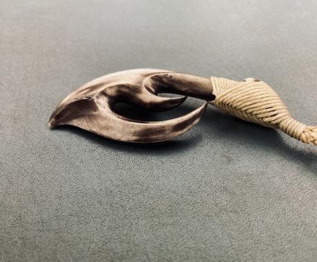 動物の骨や歯 牙でアクセサリーを製作します それぞれに全て意味を持ち お守りでもあるネックレスです オリジナルグッズ販売 ココナラ