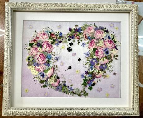 押し花のウェルカムボード作ります 綺麗で世界に一つの思い出が残るウェルカムボード 結婚式 記念日デザイン ココナラ