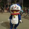 くによん