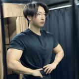パーソナルトレーナーYOSHIKI
