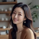 Mimi Hira