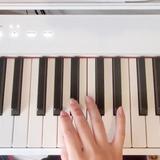 山田なつみ先生♪やさしいピアノ講師♪