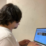 有村｜丁寧対応のWeb制作者