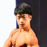 パーソナルトレーナー野村