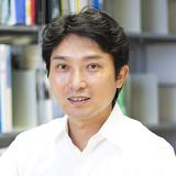 松岡　祐作