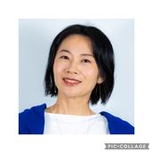 顔ヨガインストラクターともみ
