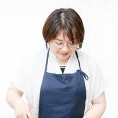 現役ライター／料理研究家　にわの もも