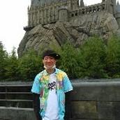 西堀 ¶介護士×発明家