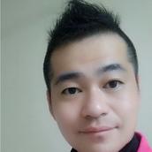 手相占い師　神託涼太