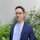 ショウヘイ｜現役化粧品開発者（12年）