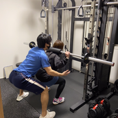 ボディメイクトレーナー松永