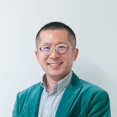 コーチングと社員研修の永井ローガン