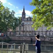 ゆか 現地で暮らすフランス語コーチ