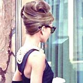 スタイリスト ×恋愛カウンセラーMIWA