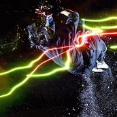 アクロバット講師むらと　家でバク転する人