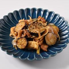 茄子を使った甘辛煮