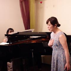 苦手を解決するボイストレーナー