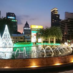 信用出来るタイ在住日本人をお探しなら、是非お問い合わせ下さい