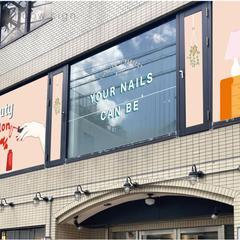 ウィンドウサイン（ネイルサロン）